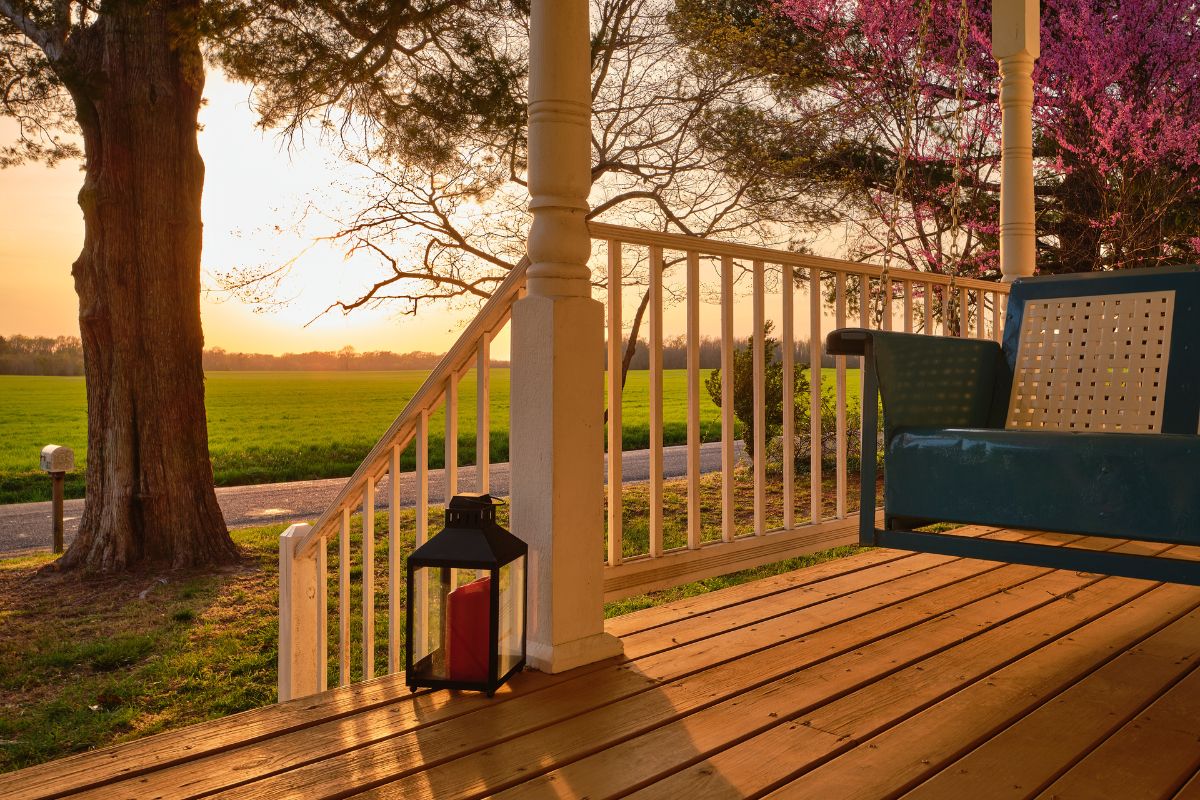 Should I sell my house in the summer